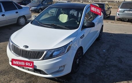KIA Rio III рестайлинг, 2013 год, 820 000 рублей, 4 фотография
