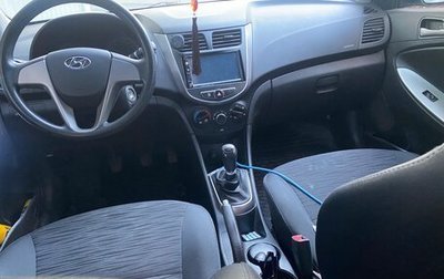 Hyundai Solaris II рестайлинг, 2016 год, 870 000 рублей, 1 фотография