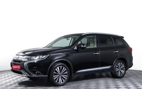 Mitsubishi Outlander III рестайлинг 3, 2019 год, 2 490 000 рублей, 1 фотография