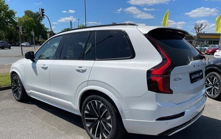 Volvo XC90 II рестайлинг, 2025 год, 12 449 000 рублей, 2 фотография