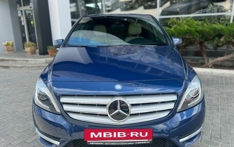 Mercedes-Benz B-Класс, 2012 год, 1 095 000 рублей, 3 фотография