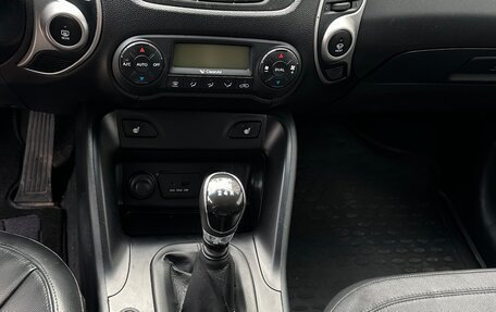 Hyundai ix35 I рестайлинг, 2012 год, 900 000 рублей, 14 фотография