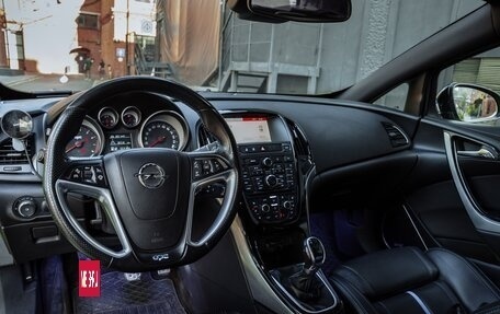 Opel Astra OPC J, 2012 год, 1 700 000 рублей, 16 фотография