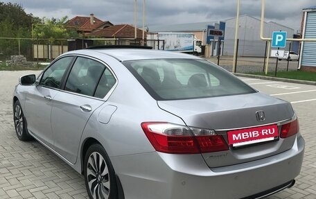 Honda Accord IX рестайлинг, 2013 год, 1 790 000 рублей, 6 фотография