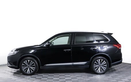 Mitsubishi Outlander III рестайлинг 3, 2019 год, 2 490 000 рублей, 8 фотография