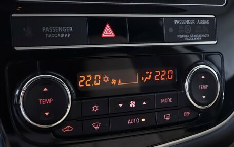 Mitsubishi Outlander III рестайлинг 3, 2019 год, 2 490 000 рублей, 22 фотография