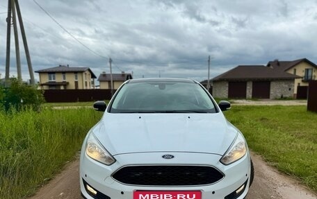 Ford Focus III, 2017 год, 899 000 рублей, 2 фотография