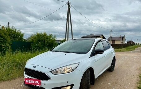 Ford Focus III, 2017 год, 899 000 рублей, 3 фотография