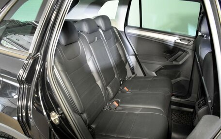 Volkswagen Tiguan II, 2020 год, 2 605 000 рублей, 7 фотография