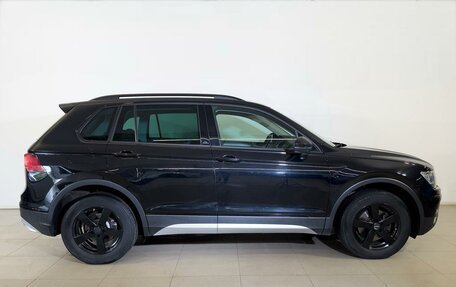 Volkswagen Tiguan II, 2020 год, 2 605 000 рублей, 5 фотография
