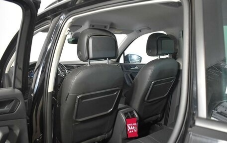 Volkswagen Tiguan II, 2020 год, 2 605 000 рублей, 11 фотография