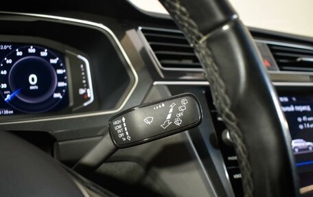 Volkswagen Tiguan II, 2020 год, 2 605 000 рублей, 18 фотография