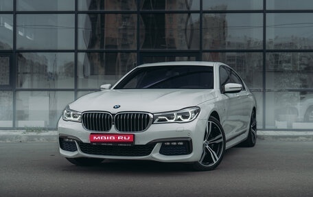 BMW 7 серия, 2015 год, 4 199 000 рублей, 1 фотография