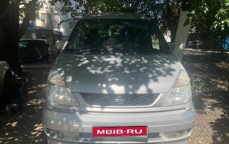 Nissan Serena II, 2000 год, 400 000 рублей, 1 фотография