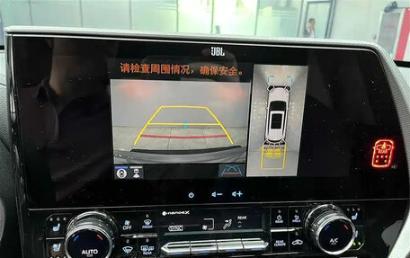 Toyota Highlander, 2022 год, 3 895 000 рублей, 10 фотография