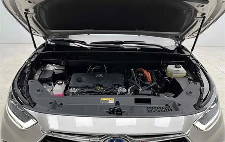 Toyota Highlander, 2022 год, 3 895 000 рублей, 22 фотография