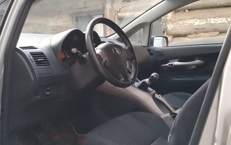 Toyota Auris II, 2007 год, 645 000 рублей, 3 фотография