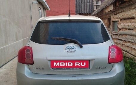 Toyota Auris II, 2007 год, 645 000 рублей, 2 фотография
