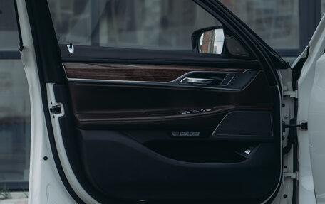 BMW 7 серия, 2015 год, 4 199 000 рублей, 19 фотография