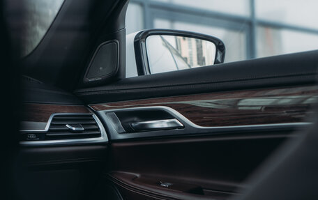 BMW 7 серия, 2015 год, 4 199 000 рублей, 24 фотография