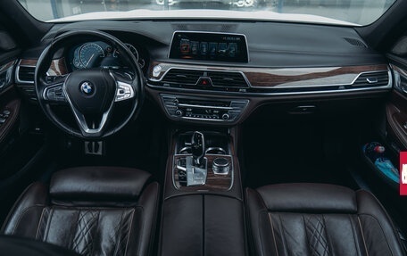 BMW 7 серия, 2015 год, 4 199 000 рублей, 27 фотография