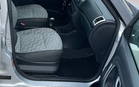 Skoda Fabia II, 2009 год, 380 000 рублей, 13 фотография