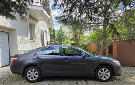 Toyota Camry, 2011 год, 1 650 000 рублей, 3 фотография