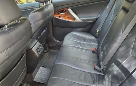 Toyota Camry, 2011 год, 1 650 000 рублей, 7 фотография