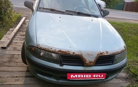 Mitsubishi Carisma I, 2003 год, 100 000 рублей, 4 фотография
