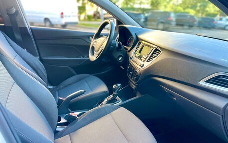 Hyundai Solaris II рестайлинг, 2019 год, 900 000 рублей, 9 фотография