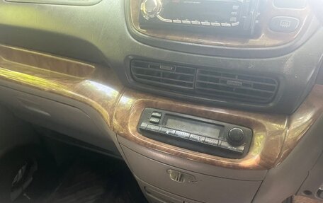 Nissan Serena II, 2000 год, 400 000 рублей, 7 фотография