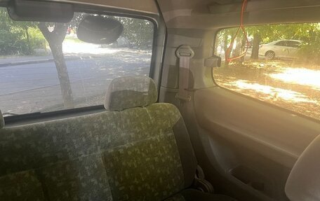 Nissan Serena II, 2000 год, 400 000 рублей, 9 фотография