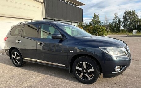 Nissan Pathfinder, 2015 год, 1 849 000 рублей, 3 фотография