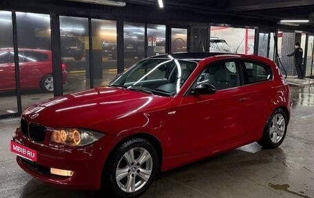 BMW 1 серия, 2007 год, 1 000 000 рублей, 3 фотография
