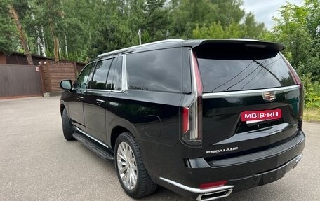Cadillac Escalade V, 2021 год, 9 990 000 рублей, 5 фотография