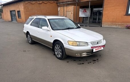 Toyota Camry, 1997 год, 535 000 рублей, 2 фотография