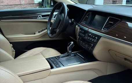 Hyundai Genesis II, 2016 год, 1 590 000 рублей, 11 фотография