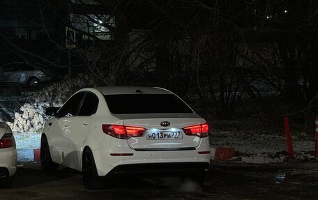 KIA Rio III рестайлинг, 2015 год, 900 000 рублей, 35 фотография