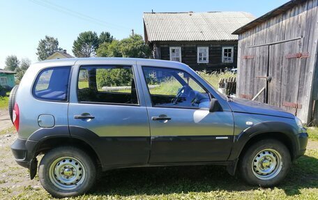 Chevrolet Niva I рестайлинг, 2011 год, 549 000 рублей, 6 фотография