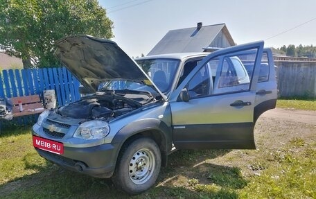 Chevrolet Niva I рестайлинг, 2011 год, 549 000 рублей, 3 фотография