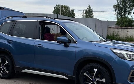 Subaru Forester, 2019 год, 3 250 000 рублей, 2 фотография