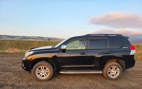 Toyota Land Cruiser Prado 150 рестайлинг 2, 2010 год, 3 300 000 рублей, 5 фотография