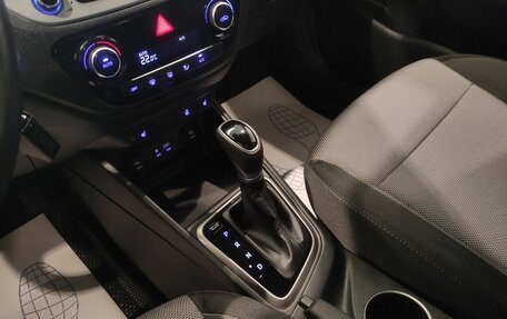 Hyundai Solaris II рестайлинг, 2018 год, 1 199 000 рублей, 14 фотография