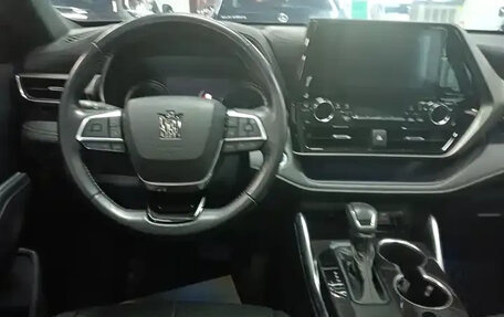 Toyota Crown, 2022 год, 3 070 065 рублей, 5 фотография