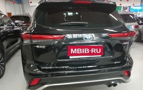 Toyota Crown, 2022 год, 3 070 065 рублей, 12 фотография