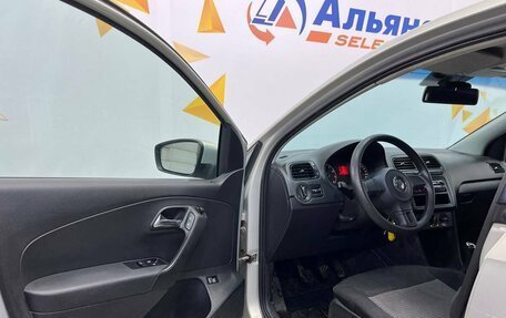 Volkswagen Polo VI (EU Market), 2011 год, 770 000 рублей, 21 фотография