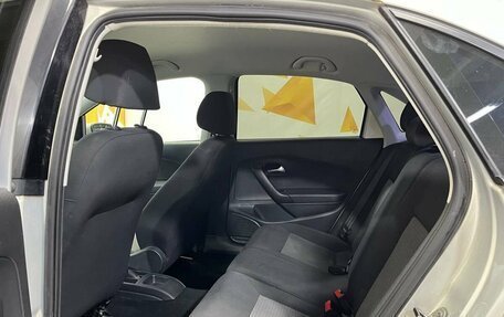 Volkswagen Polo VI (EU Market), 2011 год, 770 000 рублей, 25 фотография