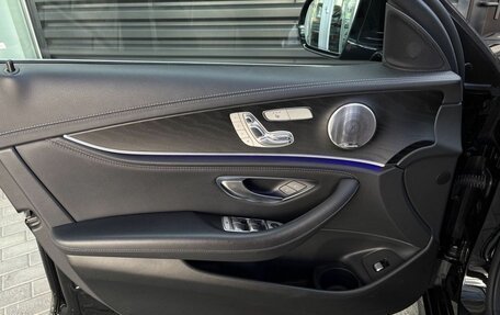 Mercedes-Benz E-Класс, 2022 год, 5 790 000 рублей, 9 фотография