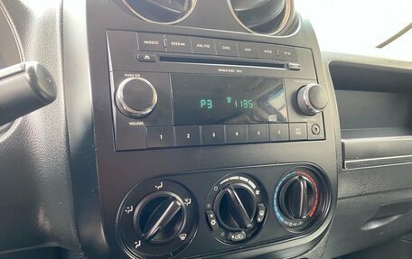 Jeep Liberty (Patriot), 2009 год, 585 000 рублей, 9 фотография