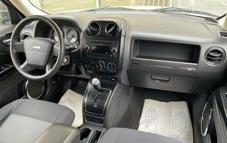 Jeep Liberty (Patriot), 2009 год, 585 000 рублей, 8 фотография